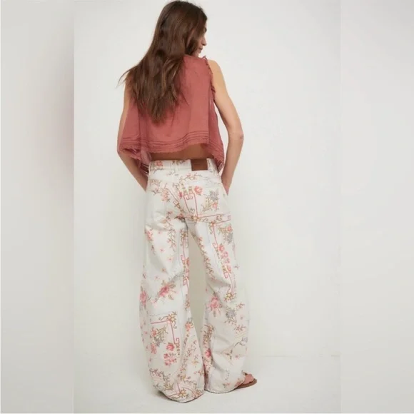 We The Free Eden Printed High Slouchy Flare Jeans Size 24S NWT - Picture 2 of 13
